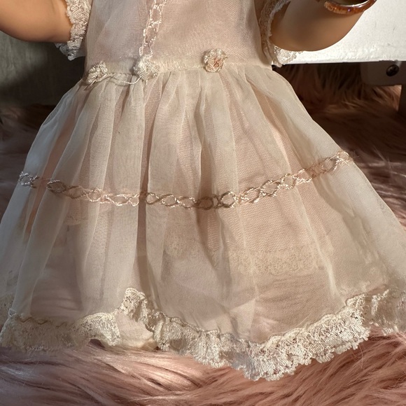 EE G EE Vintage Princess Baby Doll No Chews Moveable Eyes - Picture 2 of 9